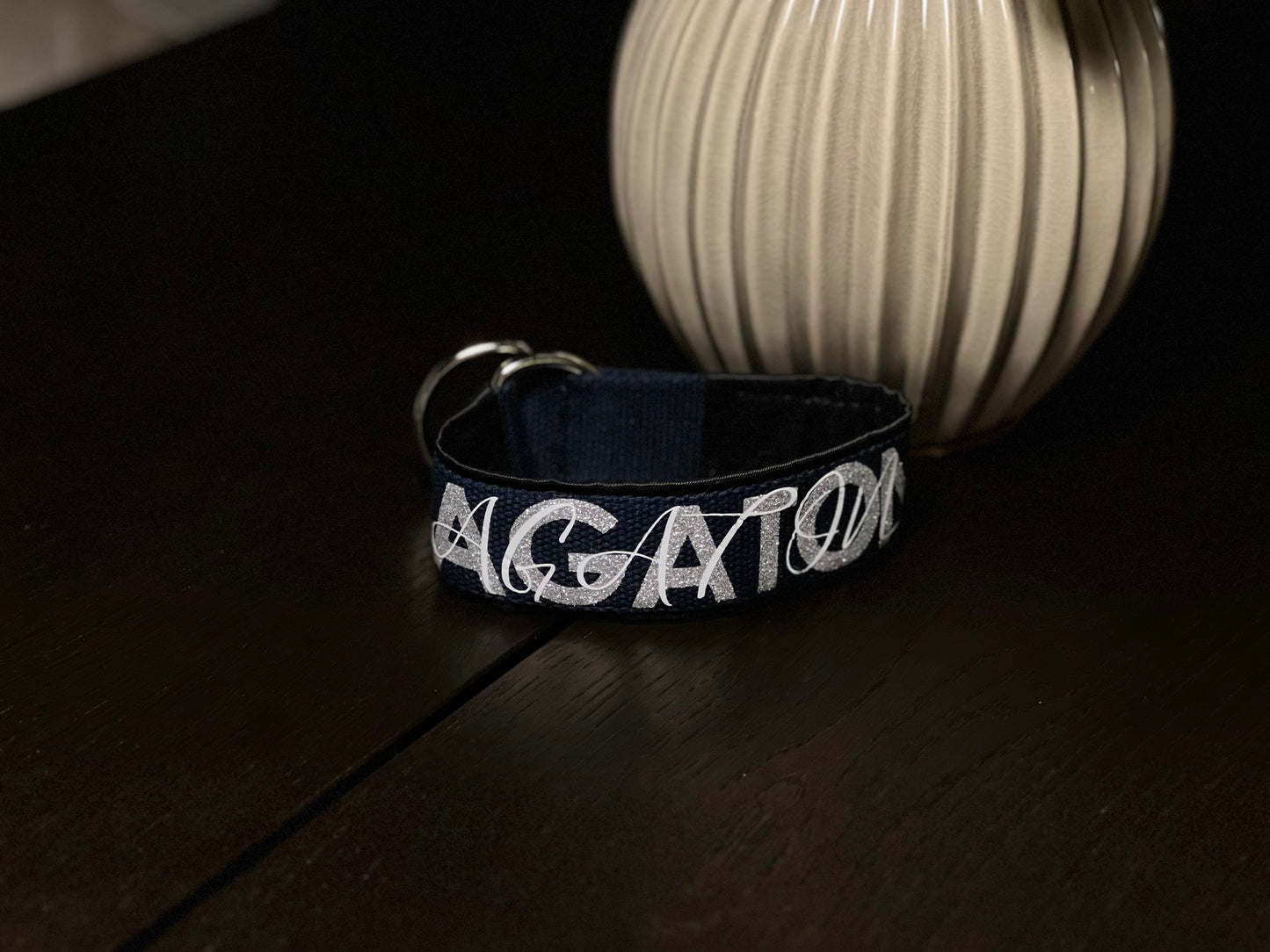 Specialdesignat Halsband Med Halvstryp